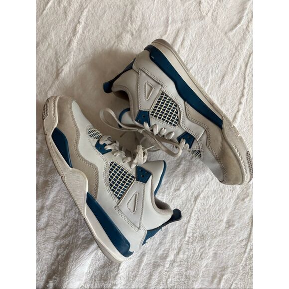 Kid's Air Jordan 4 Retro Size 3Y - Picture 2 of 7